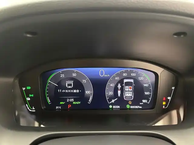 ホンダ ＺＲ－Ｖ ハイブリッド e:HEV Z 兵庫県 2024(令6)年 0.6万km プラチナホワイトパール 純正ディスプレイオーディオ/（ナビ、フルセグTV、BT、スマートフォン連携）/後退出庫サポート/シートヒーター/パワーシート/レザーシート/ワイヤレス充電/純正フロアマット/ドアバイザー/LEDヘッドライト/コーナーセンサー/追従式クルーズコントロール/レーンキープアシスト/ブラインドスポットモニター/パワーバックドア/BOSEサウンド/ビルトインETC2.0/パドルシフト/オートハイビーム/マルチビューカメラ