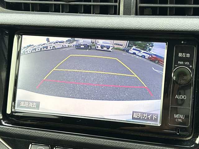 トヨタ アクア G G’s 千葉県 2014(平26)年 5.2万km ライムホワイトパールクリスタルシャイン ナビ　ＮＳＺＮ－Ｗ６４Ｔ　バックカメラ　Ｂｔ　ＣＤ　ＤＶＤ　ＵＳＢ　ＥＴＣ　前後ドラレコ　純正フロアマット　スマートキー プッシュスタート　電格ミラー　純正１７インチＡＷ　盗難防止機能装置