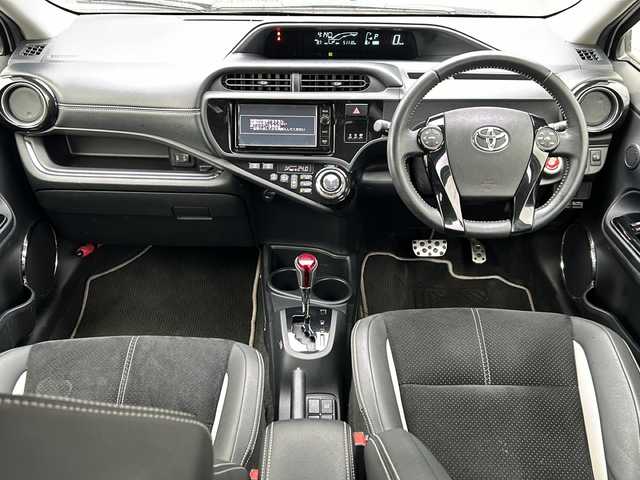トヨタ アクア G G’s 千葉県 2014(平26)年 5.2万km ライムホワイトパールクリスタルシャイン ナビ　ＮＳＺＮ－Ｗ６４Ｔ　バックカメラ　Ｂｔ　ＣＤ　ＤＶＤ　ＵＳＢ　ＥＴＣ　前後ドラレコ　純正フロアマット　スマートキー プッシュスタート　電格ミラー　純正１７インチＡＷ　盗難防止機能装置
