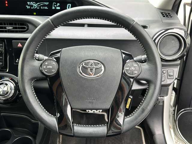 トヨタ アクア G G’s 千葉県 2014(平26)年 5.2万km ライムホワイトパールクリスタルシャイン ナビ　ＮＳＺＮ－Ｗ６４Ｔ　バックカメラ　Ｂｔ　ＣＤ　ＤＶＤ　ＵＳＢ　ＥＴＣ　前後ドラレコ　純正フロアマット　スマートキー プッシュスタート　電格ミラー　純正１７インチＡＷ　盗難防止機能装置