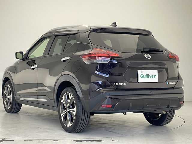 日産 キックス X 沖縄県 2021(令3)年 5.7万km ナイトベールパープル 純正9インチナビ/　CD/DVD/BT/フルセグ/パノラミックビューモニター（MOP）/ビルトインETC/純正ドライブレコーダー/インテリジェントルームミラー（MOP）/エマージェンシーブレーキ/プロパイロット/ハーフレザーシート/LＥＤヘッドライト/オートライト/純正17インチＡＷ/プッシュスタート/スマートキ―/保証書