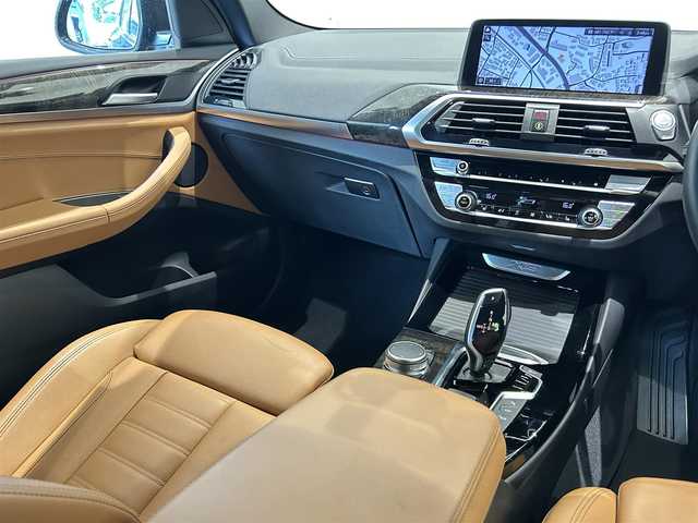 ＢＭＷ Ｘ３ xDrive20d Mスポーツ 山口県 2020(令2)年 1.8万km サファイアブラックP ハイラインＰＫＧ　/茶革　/ＡＣＣ　/ＢＳＭ　/ＨＵＤ　/純正ナビ／ＴＶ　/アンビエントライト　/レザーステアリング　/メモリ付パワーシート　/シートヒーター　/３６０°カメラ　/コンフォートアクセス　/純正１９インチＡＷ