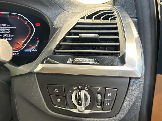 ＢＭＷ Ｘ３ xDrive20d Mスポーツ 山口県 2020(令2)年 1.8万km サファイアブラックP ハイラインＰＫＧ　/茶革　/ＡＣＣ　/ＢＳＭ　/ＨＵＤ　/純正ナビ／ＴＶ　/アンビエントライト　/レザーステアリング　/メモリ付パワーシート　/シートヒーター　/３６０°カメラ　/コンフォートアクセス　/純正１９インチＡＷ