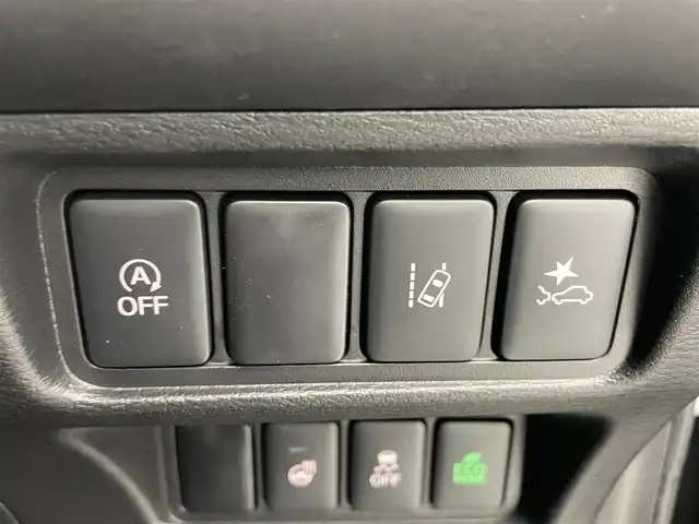 三菱 デリカＤ：５ ブラックエディション 滋賀県 2025(令7)年 0.1千km グラファイトグレーメタリック/ブラックマイカ 登録済未使用車/ALPINEデリカD:5専用11型ナビゲーション/【Bluetooth/CD/DVD/HDMI//AppleCarPlay/AndroidAuto/フルセグTV）/後席用モニター取付パッケージ/電動サイドステップレス/マルチアラウンドモニター/ダイアモンドステッチ入ブラック革シート/パワーシート/シートヒーター/ステアリングヒーター/e-アシスト/・衝突被害軽減ブレーキ/・車線逸脱警報/・レーダークルーズコントロール/・オートマチックハイビーム/・誤発進抑制機能/・後側方車両検知警報/・後退時車両検知警報/両側パワースライドドア/パワーバックドア/LEDヘッドライト/ブラック塗装アルミホイール