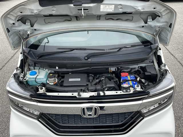 ホンダ Ｎ ＢＯＸ カスタム G L ホンダセンシング 富山県 2018(平30)年 6.8万km プラチナホワイトパール 4WD/純正SDナビ(VXV-185NBi)/フルセグ/Bluetooth/バックカメラ/両側パワースライドドア/ホンダセーフティセンス/衝突被害軽減ブレーキ/レーダークルーズコントロール/レーンキープアシスト/コーナーセンサー/前席シートヒーター/社外16インチアルミホイール/純正フロアマット/ドライブレコーダー/ETC/保証書・記録簿/取扱説明書