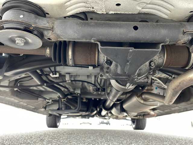 ホンダ Ｎ ＢＯＸ カスタム G L ホンダセンシング 富山県 2018(平30)年 6.8万km プラチナホワイトパール 4WD/純正SDナビ(VXV-185NBi)/フルセグ/Bluetooth/バックカメラ/両側パワースライドドア/ホンダセーフティセンス/衝突被害軽減ブレーキ/レーダークルーズコントロール/レーンキープアシスト/コーナーセンサー/前席シートヒーター/社外16インチアルミホイール/純正フロアマット/ドライブレコーダー/ETC/保証書・記録簿/取扱説明書