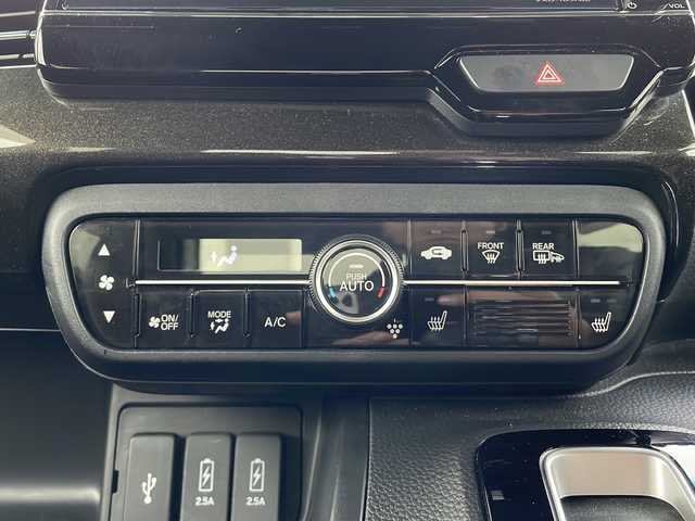 ホンダ Ｎ ＢＯＸ カスタム G L ホンダセンシング 富山県 2018(平30)年 6.8万km プラチナホワイトパール 4WD/純正SDナビ(VXV-185NBi)/フルセグ/Bluetooth/バックカメラ/両側パワースライドドア/ホンダセーフティセンス/衝突被害軽減ブレーキ/レーダークルーズコントロール/レーンキープアシスト/コーナーセンサー/前席シートヒーター/社外16インチアルミホイール/純正フロアマット/ドライブレコーダー/ETC/保証書・記録簿/取扱説明書