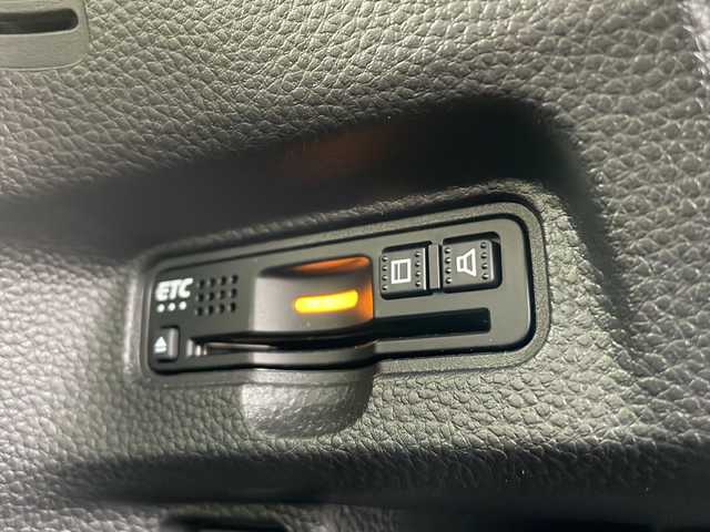 ホンダ Ｎ ＢＯＸ カスタム G L ホンダセンシング 富山県 2018(平30)年 6.8万km プラチナホワイトパール 4WD/純正SDナビ(VXV-185NBi)/フルセグ/Bluetooth/バックカメラ/両側パワースライドドア/ホンダセーフティセンス/衝突被害軽減ブレーキ/レーダークルーズコントロール/レーンキープアシスト/コーナーセンサー/前席シートヒーター/社外16インチアルミホイール/純正フロアマット/ドライブレコーダー/ETC/保証書・記録簿/取扱説明書