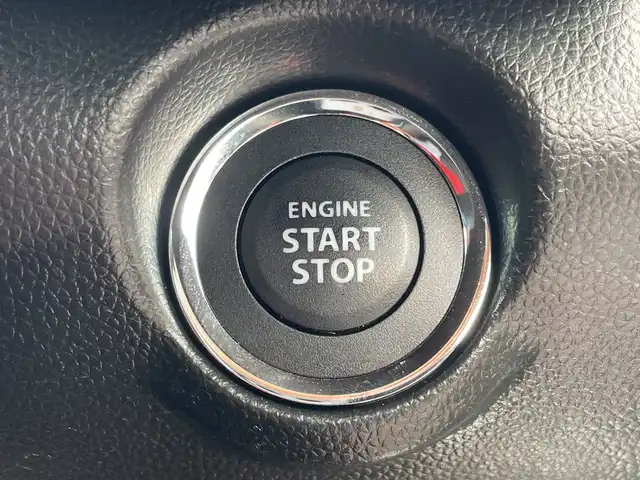 スズキ スイフト スポーツ 神奈川県 2023(令5)年 2.1万km ピュアホワイトP KENOWOOD製8V型SDナビ（MPV-S708L）/Bluetooth/CD/DVD/iPod/フルセグ/USB/全周囲カメラ/アクティブクルーズコントロール/純正エアロ/デジタルインナーミラー/ブラインドスポットモニター/シートヒーター/パドルシフト/専用フットペダル/専用シート/純正アルミホイール/LEDヘッドライト/ETC/コーナーセンサー/デュアルセンサーブレーキサポート/アイドリングストップ/レーンキープアシスト/横滑り防止装置/カーテンエアバック