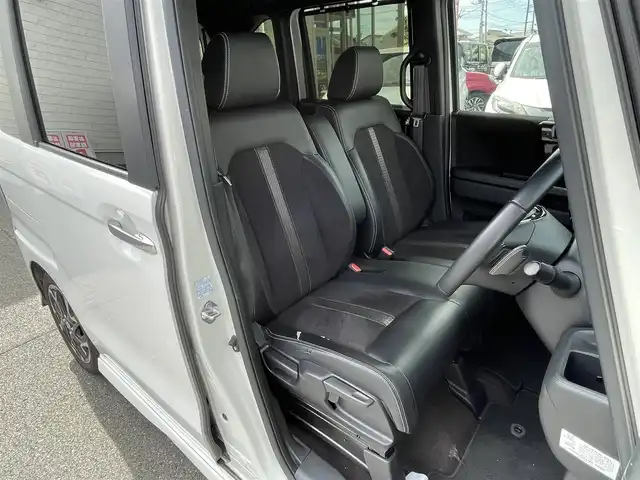 ホンダ Ｎ ＢＯＸ カスタム G L ターボ ホンダセンシング 群馬県 2020(令2)年 7.5万km プラチナホワイトパール ホンダセンシング/・レーダークルーズコントロール/純正ＳＤナビ　/　　Bluetooth/フルセグ/両側パワースライドドア　/バックカメラ　/ＬＥＤヘッドライト　　/前席シートヒーター　/本革ステアリング　/パドルシフト/純正15AW　/純正フロアマット/電動格納ミラー/TFTデジタルインナーモニター/後方コーナーセンサー/ビルトインETC