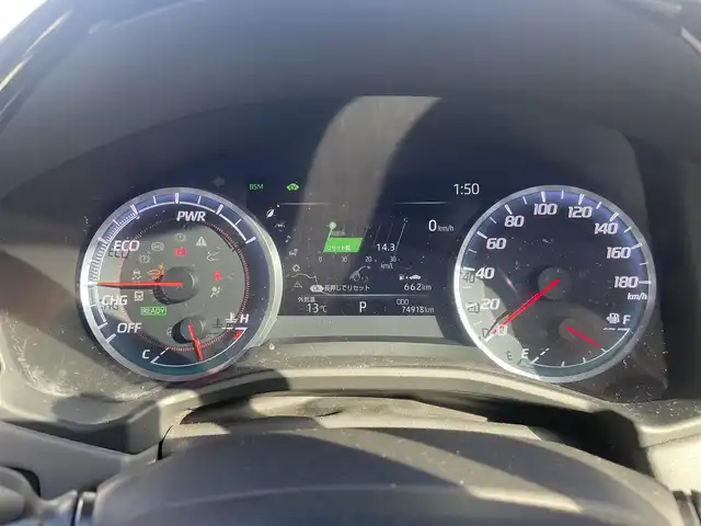 トヨタ クラウン ハイブリッド RS 鳥取県 2018(平30)年 7.5万km ホワイトパールクリスタルシャイン トヨタセーフティセンス/モデリスタエアロ/モデリスタ19AW/サンルーフ/白本革シート/・前席パワーシート/シートヒーター/ベンチレーション/ハンドルヒーター/メーカーナビ/・フルセグ/Bluetooth/CD/DVD/全方位モニター/スマートキー/プッシュスタート/ビルトインETC2.0/レーダークルーズコントロール/ブランドスポットモニター/ヘッドアップディスプレイ/オートホールド/ABS/W＆サイドエアバック/カーテンエアバック/LEDヘッドライト/オートライト/オートマチックハイビーム