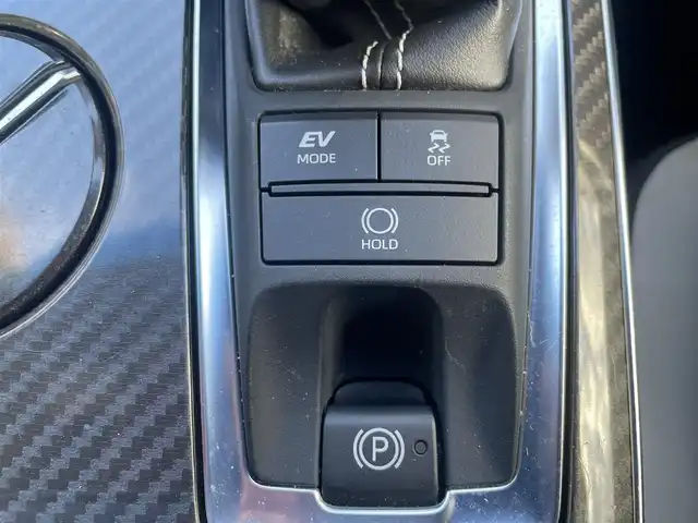 トヨタ クラウン ハイブリッド RS 鳥取県 2018(平30)年 7.5万km ホワイトパールクリスタルシャイン トヨタセーフティセンス/モデリスタエアロ/モデリスタ19AW/サンルーフ/白本革シート/・前席パワーシート/シートヒーター/ベンチレーション/ハンドルヒーター/メーカーナビ/・フルセグ/Bluetooth/CD/DVD/全方位モニター/スマートキー/プッシュスタート/ビルトインETC2.0/レーダークルーズコントロール/ブランドスポットモニター/ヘッドアップディスプレイ/オートホールド/ABS/W＆サイドエアバック/カーテンエアバック/LEDヘッドライト/オートライト/オートマチックハイビーム