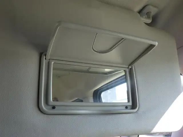 スズキ スペーシア ギア HYBRID XZターボ 千葉県 2023(令5)年 1.7万km オフブルーメタリック/ガンメタリック2トーンルーフ デュアルカメラブレーキサポート/レーダークルーズコントロール/アイドリングストップ/両側パワースライドドア/純正ナビ/地デジTV/【DVD/CD再生機能　Bluetooth接続】　/ヘッドアップディスプレイ/革巻きステアリング/パドルシフト/LEDヘッドライト/フォグライト/ウインカーミラー/純正14インチアルミホイル/サイド/カーテンエアバッグ/携帯リモコン