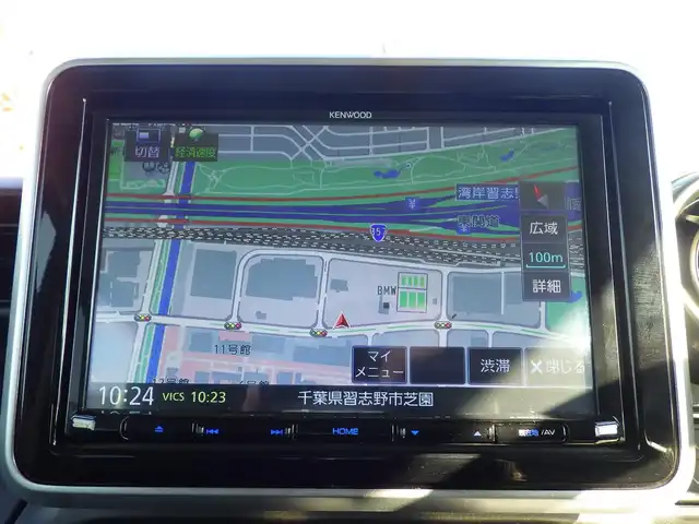 スズキ スペーシア ギア HYBRID XZターボ 千葉県 2023(令5)年 1.7万km オフブルーメタリック/ガンメタリック2トーンルーフ デュアルカメラブレーキサポート/レーダークルーズコントロール/アイドリングストップ/両側パワースライドドア/純正ナビ/地デジTV/【DVD/CD再生機能　Bluetooth接続】　/ヘッドアップディスプレイ/革巻きステアリング/パドルシフト/LEDヘッドライト/フォグライト/ウインカーミラー/純正14インチアルミホイル/サイド/カーテンエアバッグ/携帯リモコン