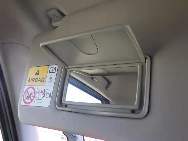 スズキ スペーシア ギア HYBRID XZターボ 千葉県 2023(令5)年 1.7万km オフブルーメタリック/ガンメタリック2トーンルーフ デュアルカメラブレーキサポート/レーダークルーズコントロール/アイドリングストップ/両側パワースライドドア/純正ナビ/地デジTV/【DVD/CD再生機能　Bluetooth接続】　/ヘッドアップディスプレイ/革巻きステアリング/パドルシフト/LEDヘッドライト/フォグライト/ウインカーミラー/純正14インチアルミホイル/サイド/カーテンエアバッグ/携帯リモコン