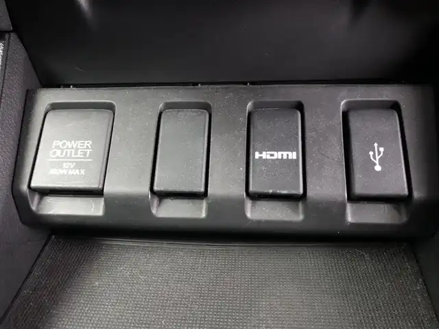 ホンダ ヴェゼル ハイブリッド RS ホンダセンシング 愛知県 2016(平28)年 2.8万km ホワイトオーキッドパール ホンダセンシング/レーダークルーズコントロール/純正SDナビ/・Bluetooth/・フルセグTV/・HDMI/ワイパーデアイサー/革巻きステアリング/ステアリングリモコン/レザーシート/シートヒーター（D/N）/ドライブレコーダー/純正AW/ビルトインETC/電動パーキングアシスト