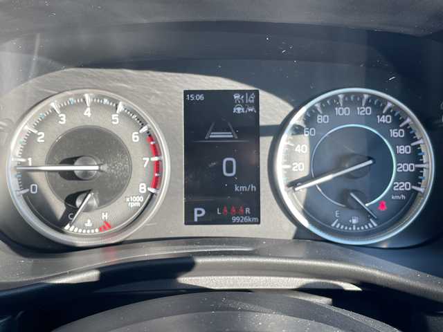 スズキ フロンクス 愛知県 2024(令6)年 1万km 白 スズキセーフティサポート/純正9型ディスプレイオーディオナビ/全方位カメラ/レーダークルーズコントロール/シートヒーター/ヘッドアップディスプレイ/ブラインドスポットモニター/パドルシフト/ワイヤレス充電機/コーナーセンサー/純正アルミホイール/LEDヘッドライト/衝突軽減システム/フルセグ/Bluetooth/ステアリングスイッチ/スマートキー/プッシュスタート