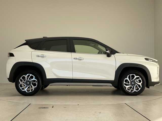 スズキ フロンクス 愛知県 2024(令6)年 1万km 白 スズキセーフティサポート/純正9型ディスプレイオーディオナビ/全方位カメラ/レーダークルーズコントロール/シートヒーター/ヘッドアップディスプレイ/ブラインドスポットモニター/パドルシフト/ワイヤレス充電機/コーナーセンサー/純正アルミホイール/LEDヘッドライト/衝突軽減システム/フルセグ/Bluetooth/ステアリングスイッチ/スマートキー/プッシュスタート