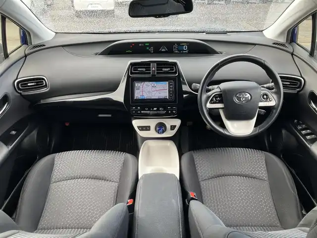 トヨタ プリウス A 道南・函館 2016(平28)年 6.3万km ダークブルーマイカM /純正ナビ//フルセグＴＶ//ドライブレコーダー//バックカメラ//モデリスタエアロ//ブラインドスポットモニター//ヘッドアップディスプレイ//クルーズコントロール//コーナーセンサー//衝突軽減ブレーキ//レーンキープアシスト//ステアリングヒーター//フロアマット//スマートキー//プッシュスタート//ＥＴＣ