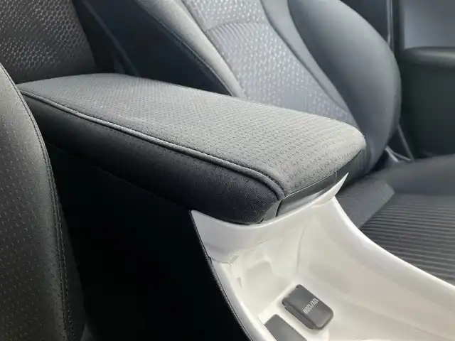 トヨタ プリウス A 道南・函館 2016(平28)年 6.3万km ダークブルーマイカM /純正ナビ//フルセグＴＶ//ドライブレコーダー//バックカメラ//モデリスタエアロ//ブラインドスポットモニター//ヘッドアップディスプレイ//クルーズコントロール//コーナーセンサー//衝突軽減ブレーキ//レーンキープアシスト//ステアリングヒーター//フロアマット//スマートキー//プッシュスタート//ＥＴＣ