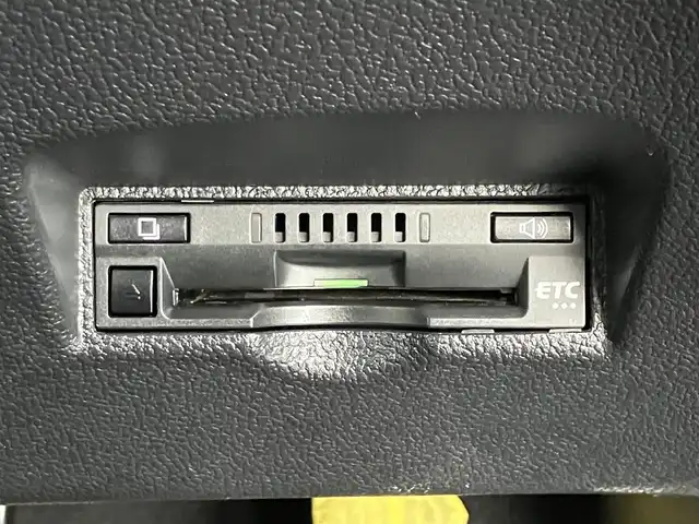 トヨタ プリウス A 道南・函館 2016(平28)年 6.3万km ダークブルーマイカM /純正ナビ//フルセグＴＶ//ドライブレコーダー//バックカメラ//モデリスタエアロ//ブラインドスポットモニター//ヘッドアップディスプレイ//クルーズコントロール//コーナーセンサー//衝突軽減ブレーキ//レーンキープアシスト//ステアリングヒーター//フロアマット//スマートキー//プッシュスタート//ＥＴＣ