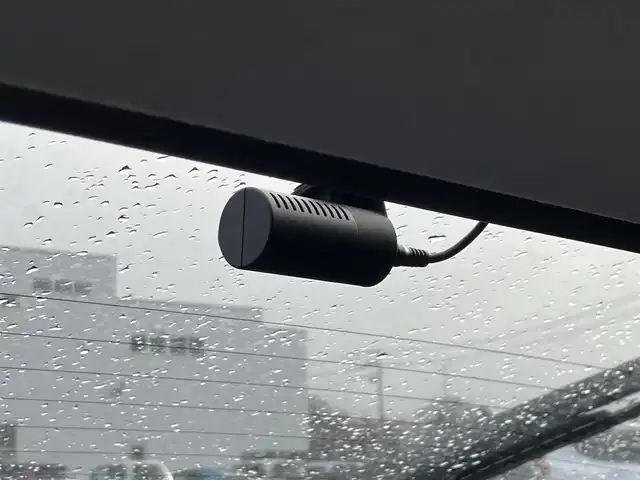 トヨタ プリウス A 道南・函館 2016(平28)年 6.3万km ダークブルーマイカM /純正ナビ//フルセグＴＶ//ドライブレコーダー//バックカメラ//モデリスタエアロ//ブラインドスポットモニター//ヘッドアップディスプレイ//クルーズコントロール//コーナーセンサー//衝突軽減ブレーキ//レーンキープアシスト//ステアリングヒーター//フロアマット//スマートキー//プッシュスタート//ＥＴＣ