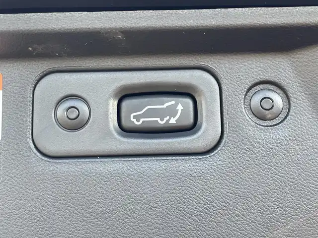 三菱 デリカＤ：５ P 東京都 2024(令6)年 1万km アメジストブラック 社外ナビ(MDV-D711)/【iphone/USB/SD/DISC/TV/FM/AM/BT/HDMI】/ETC/ドライブレコーダー/ e-Assist/・衝突被害軽減ブレーキシステム/・踏み間違い衝突防止アシスト/・車線逸脱防止支援機能/・レーダークルーズコントロール/・後側方車両検知警報システム [BSW]/・オートマチックハイビーム/・マルチアラウンドモニター/両側電動スライドドア/エレクトリックテールゲート/パワーシート(D席)/シートヒーター/ステアリングヒーター/LEDヘッドライト/フォグランプ/オートライト/アイドリングストップ/パドルシフト/100V電源/アイドリングストップ/18インチ純正AW/プッシュスタート/スマートキー