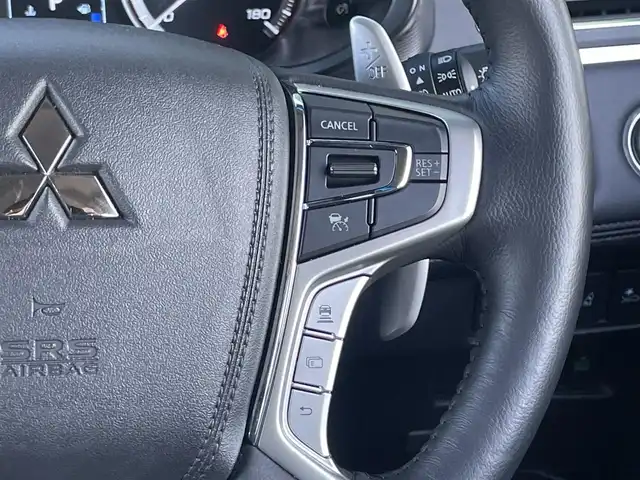 三菱 デリカＤ：５ P 東京都 2024(令6)年 1万km アメジストブラック 社外ナビ(MDV-D711)/【iphone/USB/SD/DISC/TV/FM/AM/BT/HDMI】/ETC/ドライブレコーダー/ e-Assist/・衝突被害軽減ブレーキシステム/・踏み間違い衝突防止アシスト/・車線逸脱防止支援機能/・レーダークルーズコントロール/・後側方車両検知警報システム [BSW]/・オートマチックハイビーム/・マルチアラウンドモニター/両側電動スライドドア/エレクトリックテールゲート/パワーシート(D席)/シートヒーター/ステアリングヒーター/LEDヘッドライト/フォグランプ/オートライト/アイドリングストップ/パドルシフト/100V電源/アイドリングストップ/18インチ純正AW/プッシュスタート/スマートキー