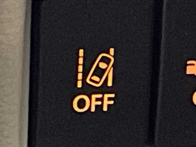 スズキ スペーシア HYBRID X 群馬県 2023(令5)年 1.4万km オレンジⅡ 禁煙車　ワンオーナー　純正ナビ　前後ドライブレコーダー　バックカメラ　オートエアコン　アイドリングストップ　純正アルミホイール　純正フロアマット　プッシュスタート　オートライト　両側スライドドア