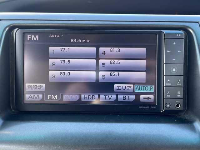 トヨタ エスティマ アエラス Gエディション 島根県 2011(平23)年 8.7万km ホワイトパールクリスタルシャイン 純正ナビ/フルセグTV/CD/DVD/Bluetooth接続/純正フリップダウンモニター/バックカメラ/両側パワースライドドア/オットマン/ＭＴモード付きＡＴ/ビルトインETC/クルーズコントロール/プッシュスタート