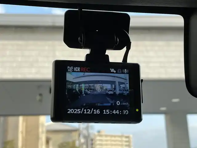 スズキ ジムニー XC 岡山県 2025(令7)年 0.2万km ブルーイッシュブラックパール3 登録時走行距離1485km/社外SDナビ/(AM/FM/BT/TV)/バックカメラ/ビルトインETC/ドライブレコーダー/衝突被害軽減システム/ダウンヒルアシストコントロール/クルーズコントロール/アイドリングストップ/シートヒーター/背面タイヤ/プッシュスタート/スマートキー/スペアキー/純正16インチアルミホイール