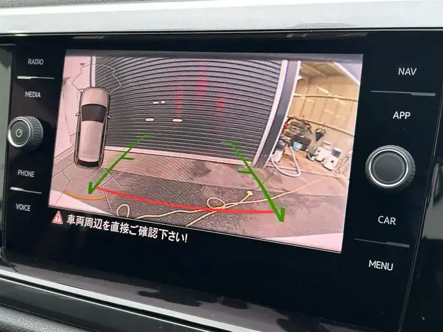 フォルクスワーゲン ポロ TSIハイライン 福岡県 2019(令1)年 5.6万km ピュアホワイト 純正メモリナビ（DiscoverPro）/（フルセグ/BT/USB/SD/CD/DVD//Applecarplay/AndroidAuto)/バックカメラ/ACC/キーレスアクセス/ワイヤレスチャージング/ブラインドスポットディテクション/オートライト/LEDヘッドライト/スタティックコーナリングライト/パークアシスト/コーナーセンサー前後/純正16インチAW/スマートキーｘ２