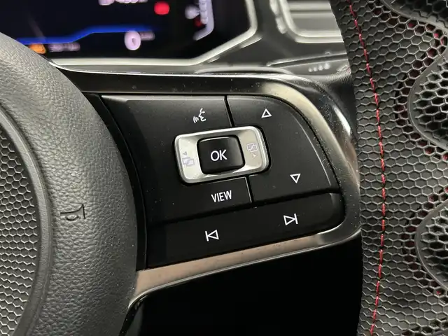 フォルクスワーゲン Ｔ－ロック TDI スポーツ 群馬県 2020(令2)年 3.1万km ラベンナブルーメタリック ACC/AppleCarPlay/純正ナビ/レーンキープ/衝突軽減ブレーキ/LEDライト/スマートキー/バックカメラ/パワーバックドア/パーキングアシスト