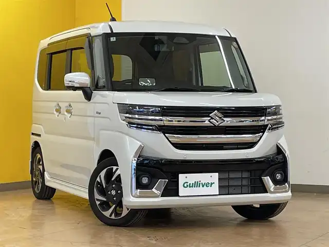 スズキ スペーシア カスタム HYBRID XS ターボ 群馬県 2025(令7)年 0.4万km ピュアホワイトP スズキセーフティサポート/・デュアルカメラブレーキサポート/・後退時ブレーキサポート/・誤発進抑制機能/・車線逸脱警報機能/・ハイビームアシスト/・ふらつき警報機能/・先行車発進お知らせ機能/・アダプティブクルーズコントロール/・車線逸脱抑制機能/全方位モニター付き9インチメモリナビ/・フルセグTV/・CD/DVD/BT/・USB/iPod/HDMI/・AM.FM/Applecarplay/Androidauto/ETC/両側電動スライドドア/ヘッドアップディスプレイ/コーナーセンサー/革巻きステアリング/パドルシフト/ステアリングスイッチ/ステアリングヒーター/ハーフレザーシート/D/N席シートヒーター/オットマン/アイドリングストップ/スマートキー/プッシュスタート/LEDヘッドライト/フォグランプ/オートライト/ヘッドライトレベライザー/純正15インチAW/ドアミラーガーニッシュ/純正フロアマット/純正ドアバイザー/横滑り防止システム/電動格納ウィンカーミラー