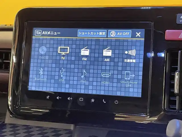 スズキ スペーシア カスタム HYBRID XS ターボ 群馬県 2025(令7)年 0.4万km ピュアホワイトP スズキセーフティサポート/・デュアルカメラブレーキサポート/・後退時ブレーキサポート/・誤発進抑制機能/・車線逸脱警報機能/・ハイビームアシスト/・ふらつき警報機能/・先行車発進お知らせ機能/・アダプティブクルーズコントロール/・車線逸脱抑制機能/全方位モニター付き9インチメモリナビ/・フルセグTV/・CD/DVD/BT/・USB/iPod/HDMI/・AM.FM/Applecarplay/Androidauto/ETC/両側電動スライドドア/ヘッドアップディスプレイ/コーナーセンサー/革巻きステアリング/パドルシフト/ステアリングスイッチ/ステアリングヒーター/ハーフレザーシート/D/N席シートヒーター/オットマン/アイドリングストップ/スマートキー/プッシュスタート/LEDヘッドライト/フォグランプ/オートライト/ヘッドライトレベライザー/純正15インチAW/ドアミラーガーニッシュ/純正フロアマット/純正ドアバイザー/横滑り防止システム/電動格納ウィンカーミラー