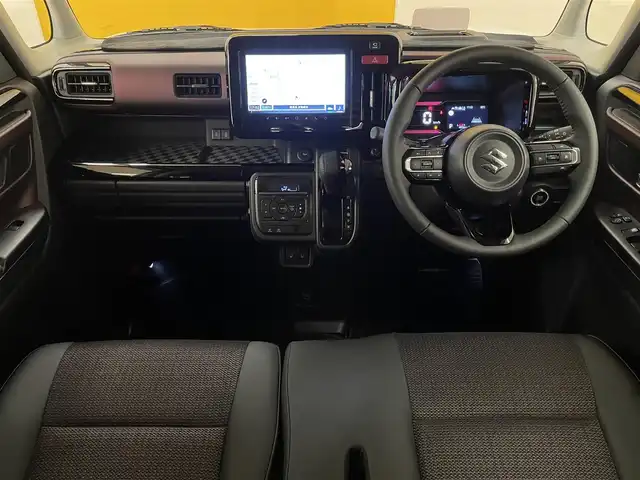 スズキ スペーシア カスタム HYBRID XS ターボ 群馬県 2025(令7)年 0.4万km ピュアホワイトP スズキセーフティサポート/・デュアルカメラブレーキサポート/・後退時ブレーキサポート/・誤発進抑制機能/・車線逸脱警報機能/・ハイビームアシスト/・ふらつき警報機能/・先行車発進お知らせ機能/・アダプティブクルーズコントロール/・車線逸脱抑制機能/全方位モニター付き9インチメモリナビ/・フルセグTV/・CD/DVD/BT/・USB/iPod/HDMI/・AM.FM/Applecarplay/Androidauto/ETC/両側電動スライドドア/ヘッドアップディスプレイ/コーナーセンサー/革巻きステアリング/パドルシフト/ステアリングスイッチ/ステアリングヒーター/ハーフレザーシート/D/N席シートヒーター/オットマン/アイドリングストップ/スマートキー/プッシュスタート/LEDヘッドライト/フォグランプ/オートライト/ヘッドライトレベライザー/純正15インチAW/ドアミラーガーニッシュ/純正フロアマット/純正ドアバイザー/横滑り防止システム/電動格納ウィンカーミラー