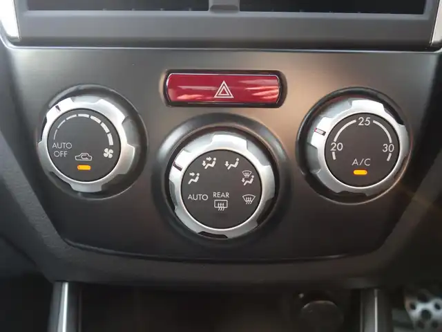 スバル インプレッサ ＷＲＸ STi 山形県 2014(平26)年 9万km WRブルーマイカ 4WD/メモリナビ/　　【CD DVD BT フルセグ】/HIDオートヘッドライト/ハーフレザーシート/パワーシート/AME18インチアルミホイール/ドライブレコーダー/ターボ/電動格納ウィンカーミラー/フォグランプ/スマートキー/ETC/積込タイヤ/　　【純正AW 245/40/R18 スタッドレス 6mm ’20】
