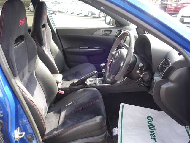 スバル インプレッサ ＷＲＸ STi 山形県 2014(平26)年 9万km WRブルーマイカ 4WD/メモリナビ/　　【CD DVD BT フルセグ】/HIDオートヘッドライト/ハーフレザーシート/パワーシート/AME18インチアルミホイール/ドライブレコーダー/ターボ/電動格納ウィンカーミラー/フォグランプ/スマートキー/ETC/積込タイヤ/　　【純正AW 245/40/R18 スタッドレス 6mm ’20】