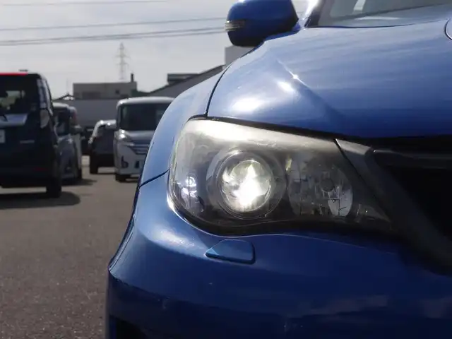 スバル インプレッサ ＷＲＸ STi 山形県 2014(平26)年 9万km WRブルーマイカ 4WD/メモリナビ/　　【CD DVD BT フルセグ】/HIDオートヘッドライト/ハーフレザーシート/パワーシート/AME18インチアルミホイール/ドライブレコーダー/ターボ/電動格納ウィンカーミラー/フォグランプ/スマートキー/ETC/積込タイヤ/　　【純正AW 245/40/R18 スタッドレス 6mm ’20】