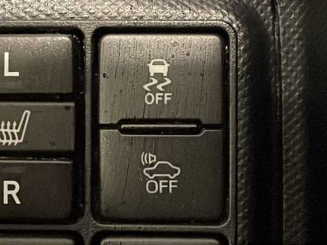 トヨタ アクア S 愛知県 2016(平28)年 4.3万km ライムホワイトパールクリスタルシャイン 純正オーディオ/ＡＭ／ＦＭ／ＣＤ／ＡＵＸ/ビルドインＥＴＣ/Ｄ席シートヒーター/電動格納ウィンカーミラー/ヘッドライトレベライザー/オートハイビーム/リモコンキー/純正フロアマット/衝突軽減ブレーキ