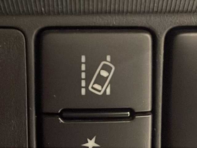 トヨタ アクア S 愛知県 2016(平28)年 4.3万km ライムホワイトパールクリスタルシャイン 純正オーディオ/ＡＭ／ＦＭ／ＣＤ／ＡＵＸ/ビルドインＥＴＣ/Ｄ席シートヒーター/電動格納ウィンカーミラー/ヘッドライトレベライザー/オートハイビーム/リモコンキー/純正フロアマット/衝突軽減ブレーキ