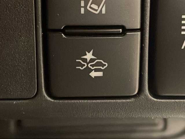 トヨタ アクア S 愛知県 2016(平28)年 4.3万km ライムホワイトパールクリスタルシャイン 純正オーディオ/ＡＭ／ＦＭ／ＣＤ／ＡＵＸ/ビルドインＥＴＣ/Ｄ席シートヒーター/電動格納ウィンカーミラー/ヘッドライトレベライザー/オートハイビーム/リモコンキー/純正フロアマット/衝突軽減ブレーキ