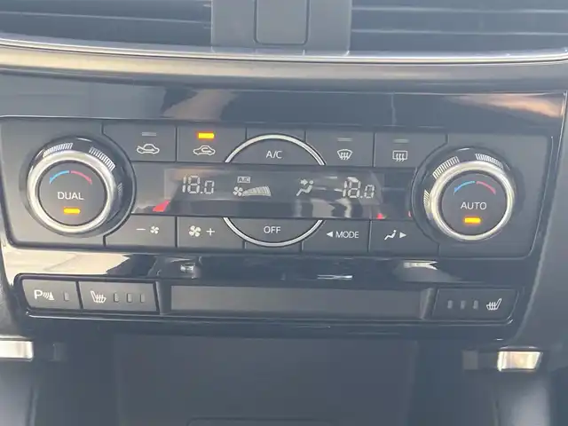 マツダ ＣＸ－５ XD Lパッケージ 静岡県 2016(平28)年 9.7万km ディープクリスタルブルーマイカ (株)IDOMが運営する【じしゃロン焼津店】の自社ローン専用車両になります。こちらは現金またはオートローンご利用時の価格です。自社ローンご希望の方は別途その旨お申付け下さい/【じしゃロン個店占有の為　落札禁止】/衝突軽減システム/ブラインドスポットモニター/レザーシート/メモリー機能付きパワーシート/BOSEサウンド/純正ナビ/CD/DVD/フルセグ/Bluetooth/プッシュスタート/スマートキー/スペアキー/LEDヘッドライト/オートライト/フォグライト /ステアリングスイッチ/革巻きステアリング/ETC/バックカメラ
