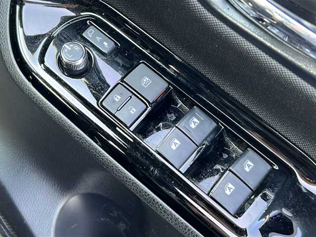 トヨタ ヴォクシー ZS 煌Ⅱ 茨城県 2019(令1)年 8万km 黒 9インチ社外ナビ（carrozzeria　型番：AVIC-RQ903）/フルセグテレビ/Bluetooth接続/後席用モニター（carrozzeria　型番：TVM-FM1020）/ETC/両側パワースライドドア/クルーズコントロール/パーキングアシスト/コーナーセンサー/レーンアシスト/衝突被害軽減システム/LEDヘッドライト/オートライト/オートマチックハイビーム/スマートキー/取扱説明書/保証書