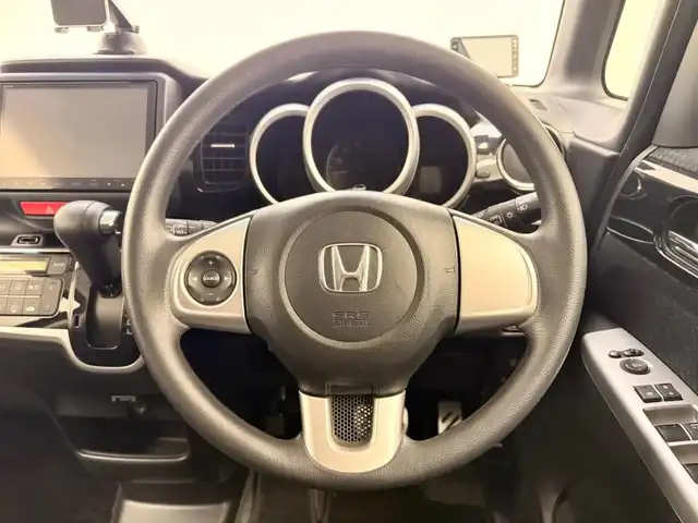 ホンダ Ｎ ＢＯＸ カスタム SSパッケージ 兵庫県 2015(平27)年 7万km スマートブラック 純正8インチギャザーズナビ/(VXM-145VFEi)/フルセグ CD DVD BT MSV/バックカメラ/両側パワースライドドア/ETC/HIDヘッドライト/LEDフォグライト/オートライト/社外マット/ドアバイザー/スマートキー/スペアキー/取扱い説明書/新車時保証書