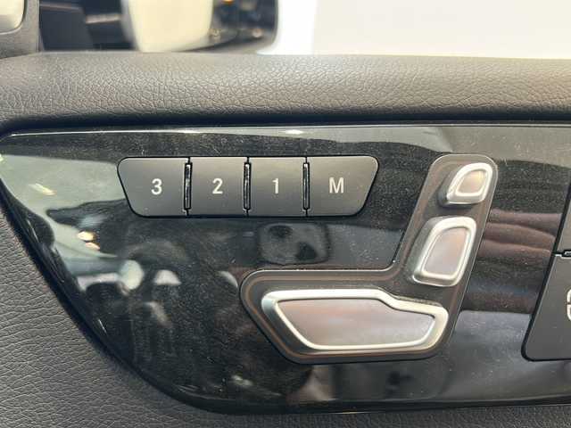 メルセデス・ベンツ ＧＬＥ３５０ｄ 4MATIC スポーツ 新潟県 2018(平30)年 3.9万km コスモスブラック オプション/パノラミックスライディングルーフ/harman/kardonサウンドシステム/主要装備/レーダーセーフティパッケージ/-アクティブブレーキアシスト/-リアCPA/-PRESAFE/-レーンキープアシスト/-ブラインドスポットアシスト/-ディスタンスパイロットディストロニック/-ステアリングパイロット/純正HDDナビ/(CD/DVD/Bluetooth/USB/フルセグTV)/360°カメラシステム/ETC/ドライブレコーダー/レザーシート/シートヒーター/パワーシート/パワーバックドア/LEDヘッドライト/パークトロニック/スペアキー