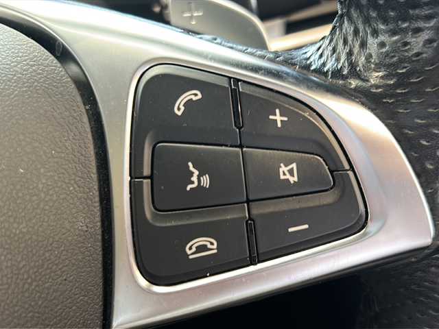 メルセデス・ベンツ ＧＬＥ３５０ｄ 4MATIC スポーツ 新潟県 2018(平30)年 3.9万km コスモスブラック オプション/パノラミックスライディングルーフ/harman/kardonサウンドシステム/主要装備/レーダーセーフティパッケージ/-アクティブブレーキアシスト/-リアCPA/-PRESAFE/-レーンキープアシスト/-ブラインドスポットアシスト/-ディスタンスパイロットディストロニック/-ステアリングパイロット/純正HDDナビ/(CD/DVD/Bluetooth/USB/フルセグTV)/360°カメラシステム/ETC/ドライブレコーダー/レザーシート/シートヒーター/パワーシート/パワーバックドア/LEDヘッドライト/パークトロニック/スペアキー