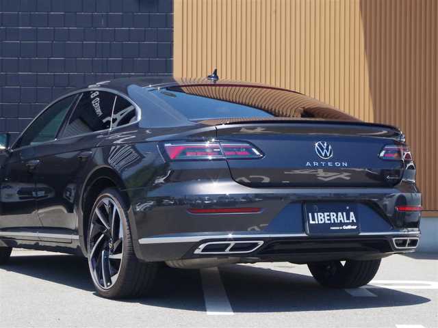 フォルクスワーゲン ＶＷ アルテオン TSI 4モーション Rラインアドバンス 埼玉県 2021(令3)年 4.3万km 黒 1オーナー /ブラックレザーシート /ACC /オールインセーフティ /ヘッドアップディスプレイ /デジタルメーター /CarPlay /ブラインドスポットモニター /全周囲カメラ /Discover Pro /ドラレコ /ETC /フルセグTV /ワイヤレス充電/シートポジションメモリー機能