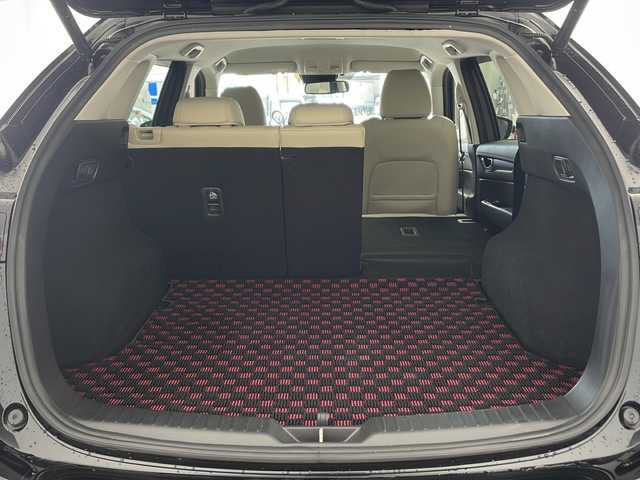 マツダ ＣＸ－５ 20S シルクベージュセレ 兵庫県 2020(令2)年 3.1万km ジェットブラックマイカ ・純正SDナビ/　Bluetoothオーディオ/　CD/DVD再生/　USB接続/　フルセグテレビ/・アラウンドビューモニター/・ビルドインETC/・レーダークルーズコントロール/・レーンキープアシスト/・衝突被害軽減システム/・ブラインドスポットモニター/・ABS/・横滑り防止機能/・前後コーナーセンサー/・盗難防止装置/・オートライト/・オートマチックハイビーム/・LEDヘッドライト/・W＋サイドエアバック/・カーテンエアバック/・電動リアゲート/・社外フロアマット/・パワーシート（運転席）/・ハーフレザーシート/・シートヒーター（運転席・助手席）/・ステアリングヒーター/・革巻きステアリング/・ステアリングスイッチ/・純正19インチアルミホイール/・パドルシフト/・電動パーキングブレーキ/・オートブレーキホールド/・スマートキー/・AACエアコン
