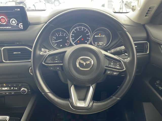 マツダ ＣＸ－５ 20S シルクベージュセレ 兵庫県 2020(令2)年 3.1万km ジェットブラックマイカ ・純正SDナビ/　Bluetoothオーディオ/　CD/DVD再生/　USB接続/　フルセグテレビ/・アラウンドビューモニター/・ビルドインETC/・レーダークルーズコントロール/・レーンキープアシスト/・衝突被害軽減システム/・ブラインドスポットモニター/・ABS/・横滑り防止機能/・前後コーナーセンサー/・盗難防止装置/・オートライト/・オートマチックハイビーム/・LEDヘッドライト/・W＋サイドエアバック/・カーテンエアバック/・電動リアゲート/・社外フロアマット/・パワーシート（運転席）/・ハーフレザーシート/・シートヒーター（運転席・助手席）/・ステアリングヒーター/・革巻きステアリング/・ステアリングスイッチ/・純正19インチアルミホイール/・パドルシフト/・電動パーキングブレーキ/・オートブレーキホールド/・スマートキー/・AACエアコン